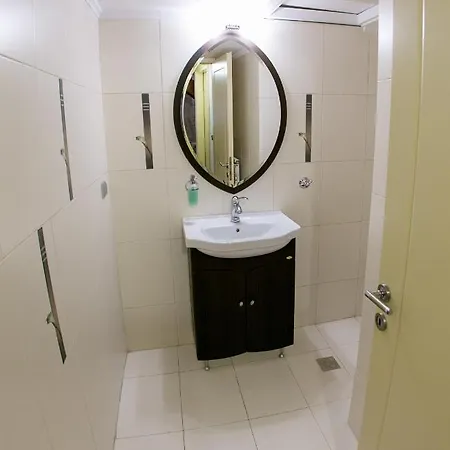 Vier Luxury House