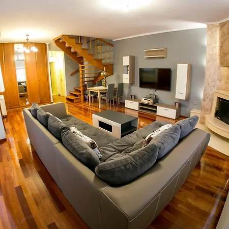 Vier Luxury House Villa