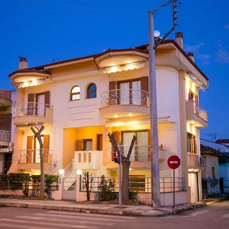 Vier Luxury House Serres