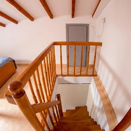 Vier Luxury House Széresz