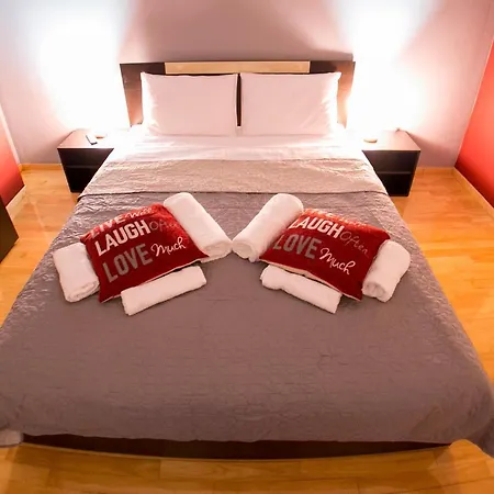 Vier Luxury House Serres