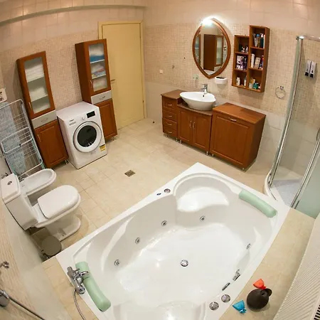 Vier Luxury House * Széresz