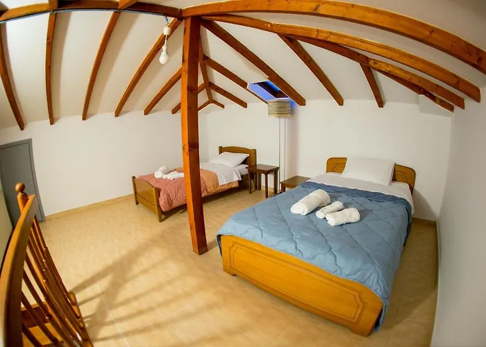 Vier Luxury House Serres