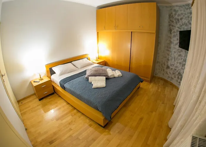 Vier Luxury House Serres