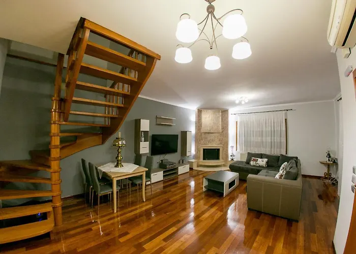 Willa Vier Luxury House *